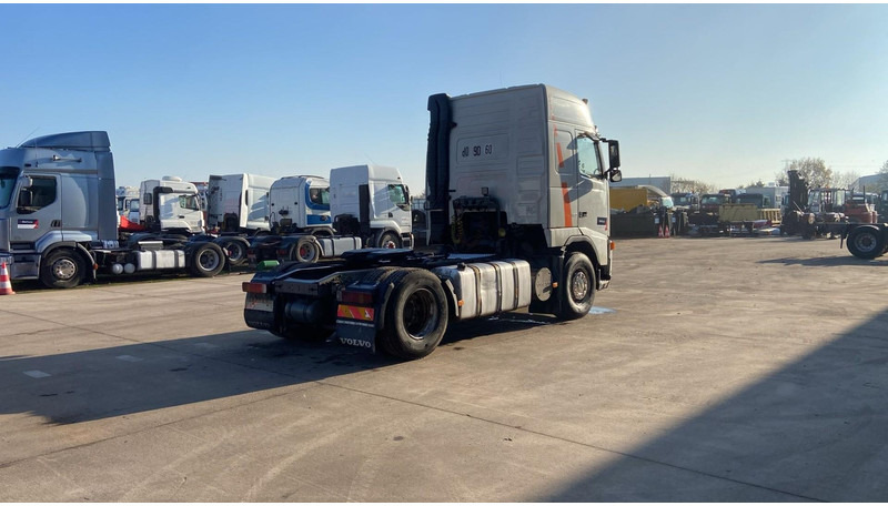 Volvo FH 12.420 (PTO / POMPE HYDRAULIQUE / BOITE MANUELLE / MANUAL GEARBOX) - Tractor truck: picture 5 Volvo FH 12.420 (PTO / POMPE HYDRAULIQUE / BOITE MANUELLE / MANUAL GEARBOX) - Tractor truck: picture 5