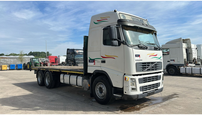 Volvo FH 12 - 460 (BOITE MANUELLE / MANUAL GEARBOX / 10 TYRES / 6X2 / AC / AIRCO) - Dropside/ Flatbed truck: picture 3 Volvo FH 12 - 460 (BOITE MANUELLE / MANUAL GEARBOX / 10 TYRES / 6X2 / AC / AIRCO) - Dropside/ Flatbed truck: picture 3