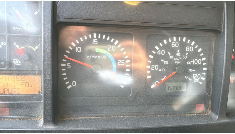 Volvo FL 220 (BELGIAN TRUCK / MANUAL GEARBOX / CAMION BELGE) leasing Volvo FL 220 (BELGIAN TRUCK / MANUAL GEARBOX / CAMION BELGE): picture 13 Volvo FL 220 (BELGIAN TRUCK / MANUAL GEARBOX / CAMION BELGE) leasing Volvo FL 220 (BELGIAN TRUCK / MANUAL GEARBOX / CAMION BELGE): picture 13