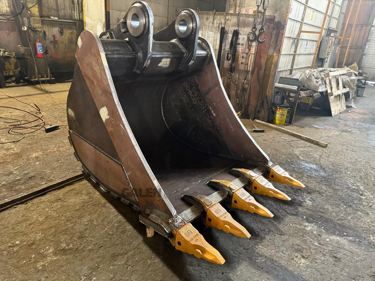 CAT 352 General Purpose Bucket - Excavator bucket for Crawler excavator: picture 1 CAT 352 General Purpose Bucket - Excavator bucket for Crawler excavator: picture 1