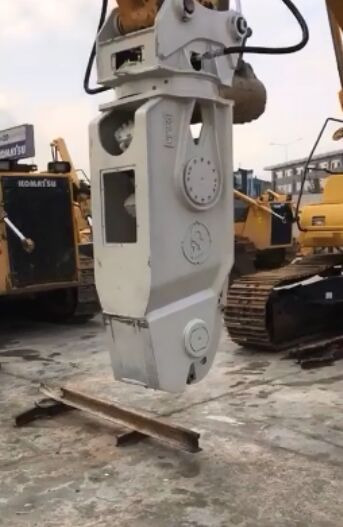 Galen Hydraulic Shear // Pulverizer - Demolition shears: picture 2 Galen Hydraulic Shear // Pulverizer - Demolition shears: picture 2