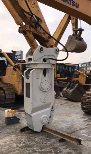 Galen Hydraulic Shear // Pulverizer - Demolition shears: picture 3 Galen Hydraulic Shear // Pulverizer - Demolition shears: picture 3