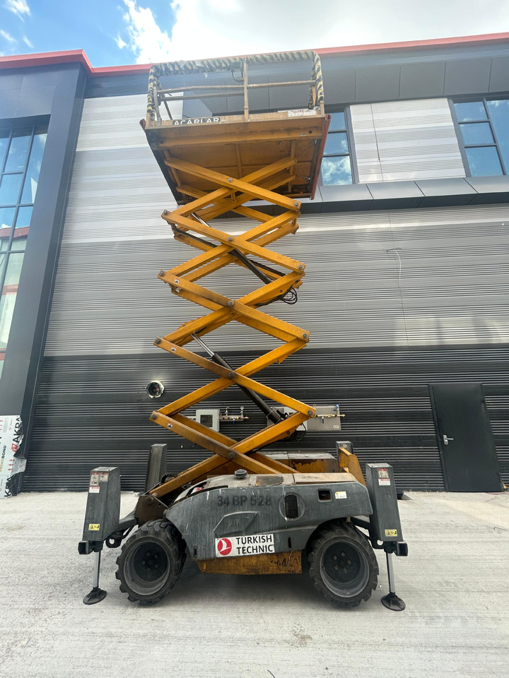 HAULOTTE 12DX COMPACT - Scissor lift: picture 2 HAULOTTE 12DX COMPACT - Scissor lift: picture 2