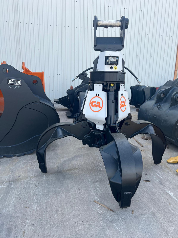 LIEBHERR R 922 Litronic - Grapple for Crawler excavator: picture 2 LIEBHERR R 922 Litronic - Grapple for Crawler excavator: picture 2