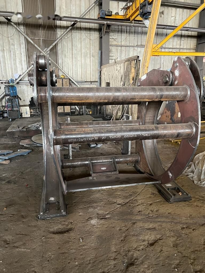 Volvo L60 - Grapple for Forestry equipment: picture 2 Volvo L60 - Grapple for Forestry equipment: picture 2