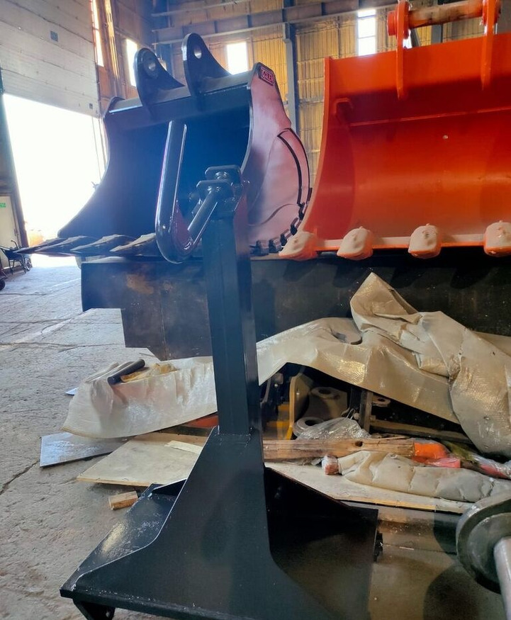 Volvo Material Handling Equipment - Boom for Forklift: picture 3 Volvo Material Handling Equipment - Boom for Forklift: picture 3