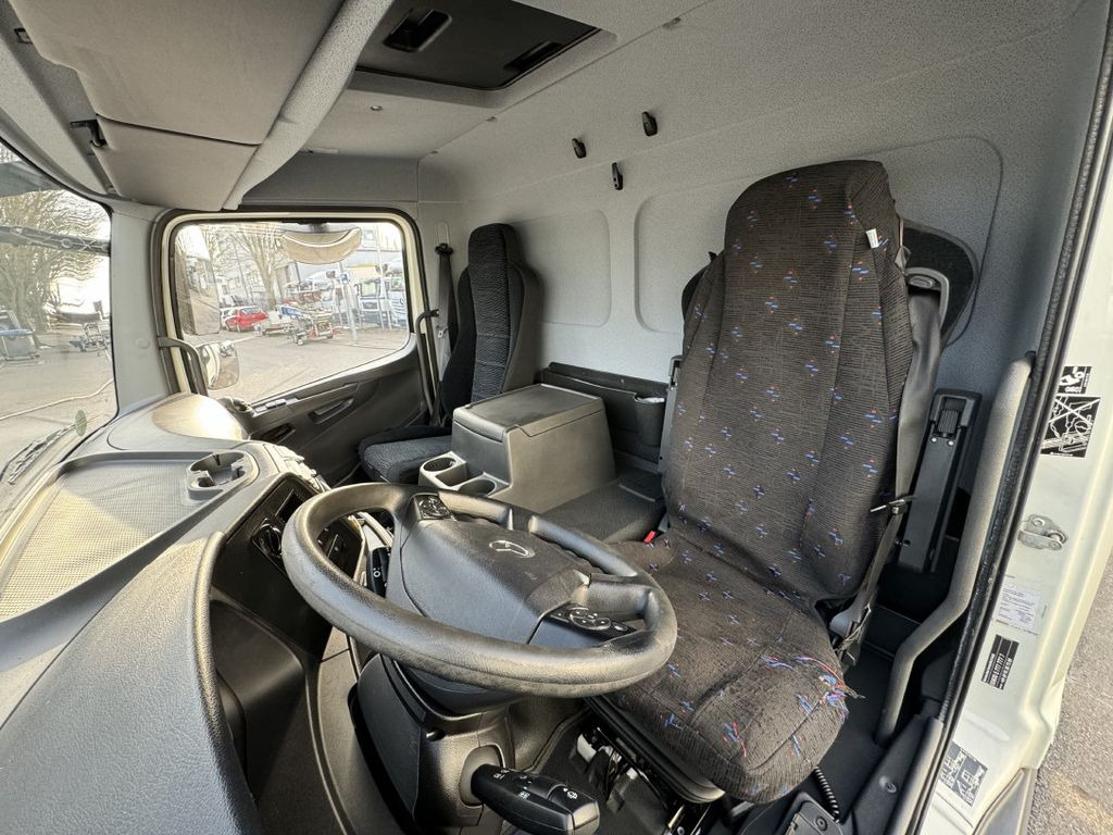 Mercedes-Benz Atego 818L Koffer 6,3m LBW Klima Autom. Luftgef.  leasing Mercedes-Benz Atego 818L Koffer 6,3m LBW Klima Autom. Luftgef.: picture 12