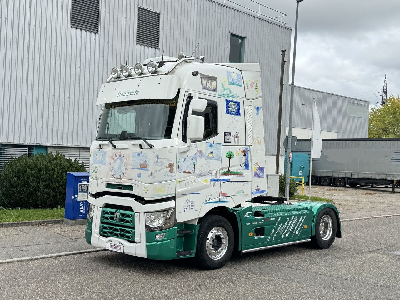Renault T520 HIGHCAB Comfort 2-Tanks Retarder Airbrush - Tractor truck: picture 1 Renault T520 HIGHCAB Comfort 2-Tanks Retarder Airbrush - Tractor truck: picture 1