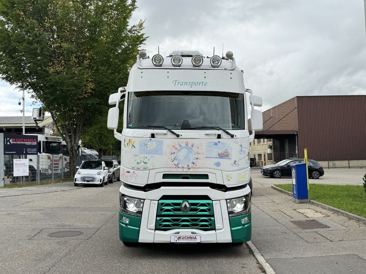Renault T520 HIGHCAB Comfort 2-Tanks Retarder Airbrush - Tractor truck: picture 2 Renault T520 HIGHCAB Comfort 2-Tanks Retarder Airbrush - Tractor truck: picture 2