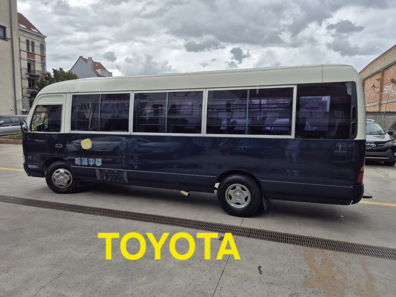 TOYOTA Coaster ... 30 places .. climatisé ....BELGIQUE - Minibus, Passenger van: picture 3 TOYOTA Coaster ... 30 places .. climatisé ....BELGIQUE - Minibus, Passenger van: picture 3