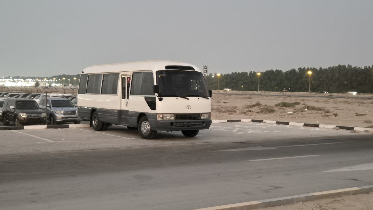 Toyota Coaster ... 30 places - climatisé - Minibus, Passenger van: picture 1 Toyota Coaster ... 30 places - climatisé - Minibus, Passenger van: picture 1