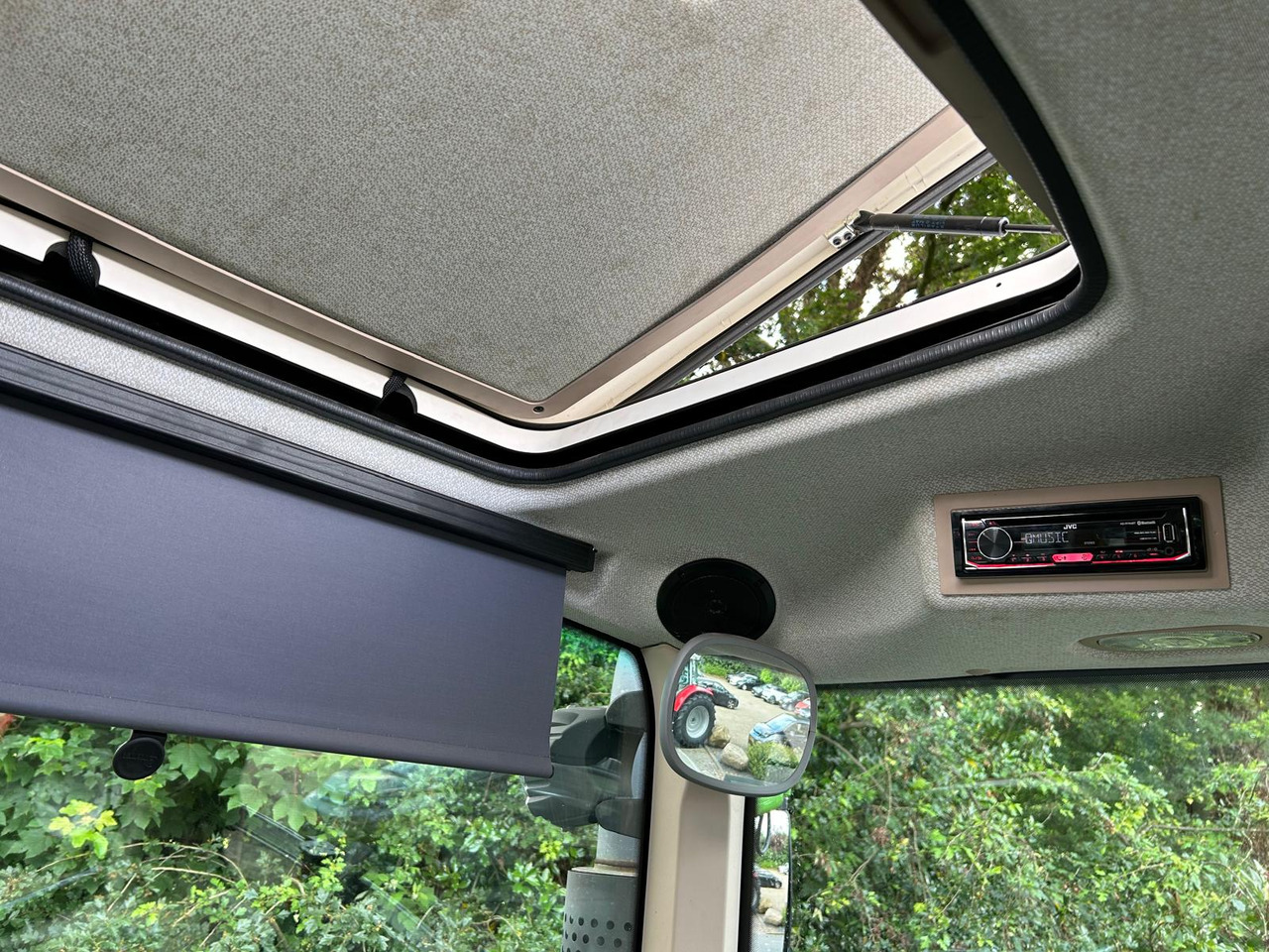 Farm tractor FENDT 828 Vario S4 ProfiPlus: picture 37