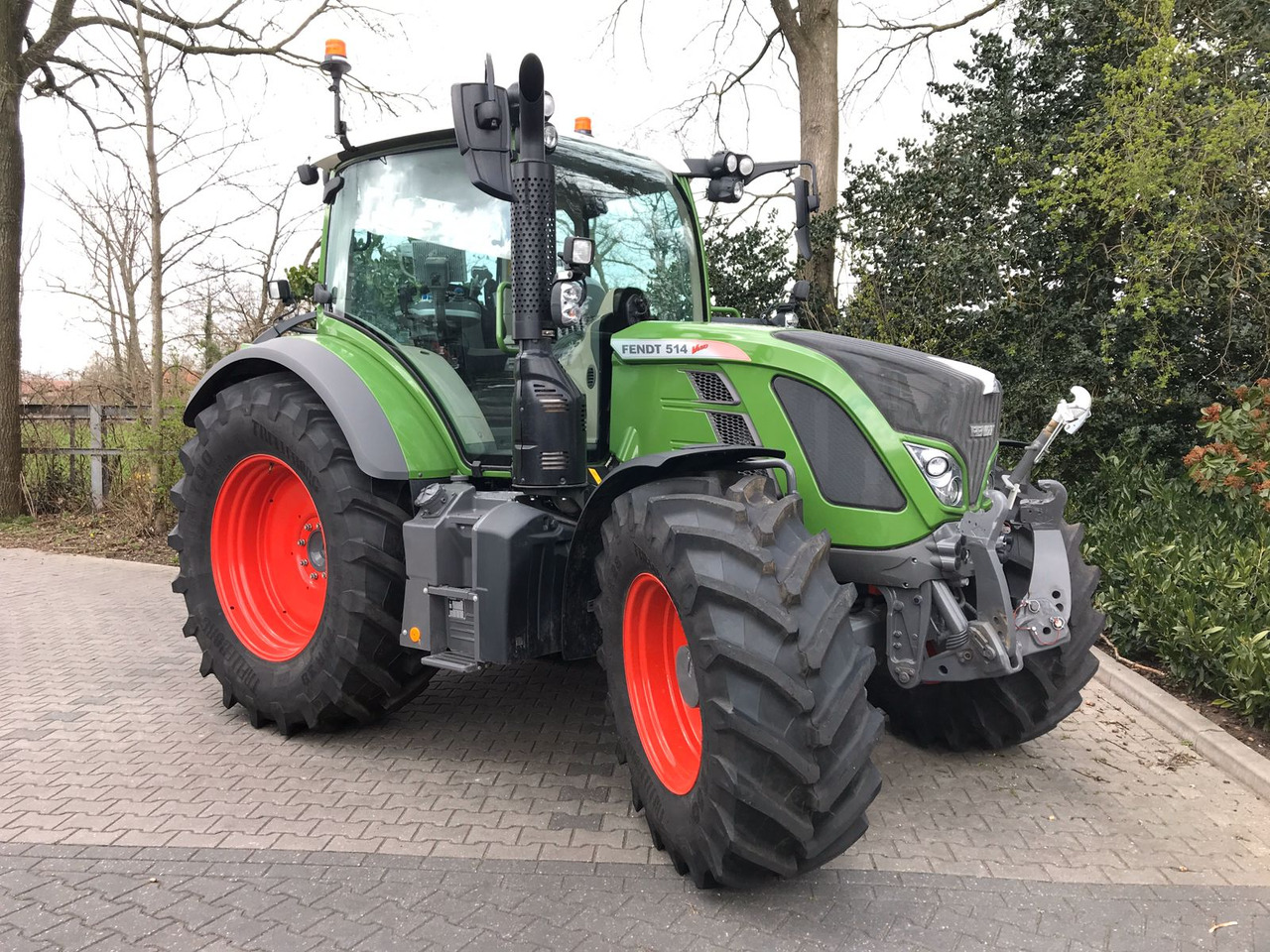 Fendt 514 Vario S4 ProfiPlus - Farm tractor: picture 3 Fendt 514 Vario S4 ProfiPlus - Farm tractor: picture 3