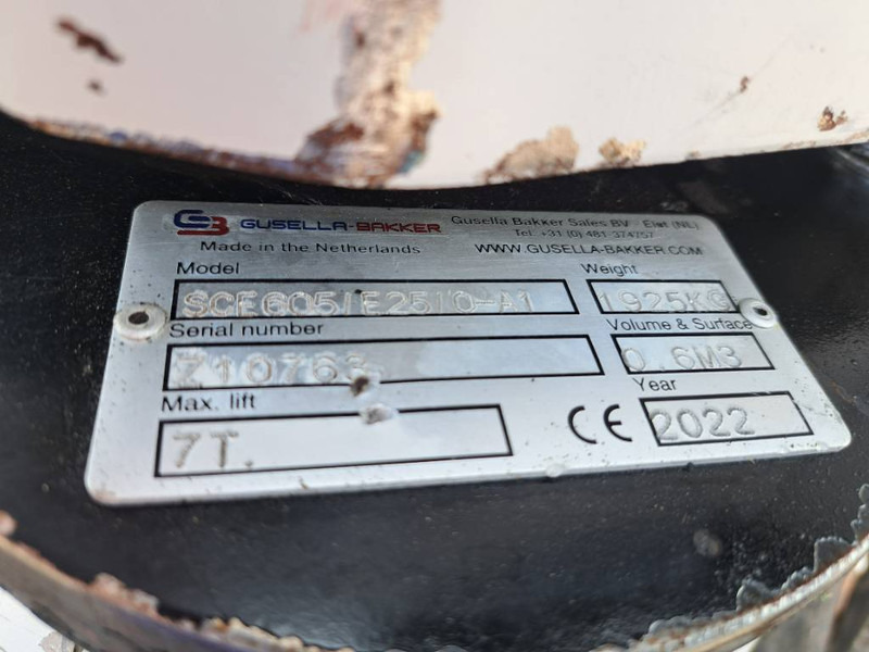 Fuchs MHL360D with low hour engine + grapple - Waste/ Industry handler: picture 5 Fuchs MHL360D with low hour engine + grapple - Waste/ Industry handler: picture 5