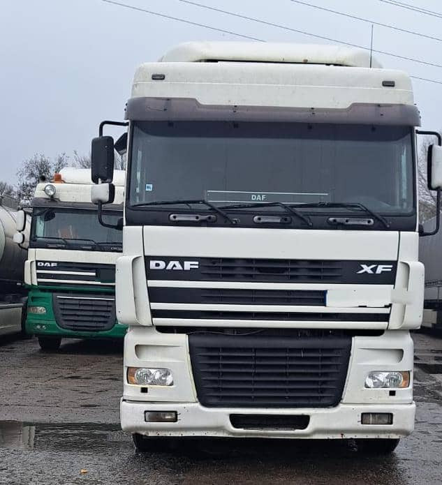 DAF XF 95 - Tractor truck: picture 3 DAF XF 95 - Tractor truck: picture 3