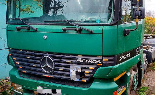 MERCEDES-BENZ Actros 2543 - Tractor truck: picture 2 MERCEDES-BENZ Actros 2543 - Tractor truck: picture 2