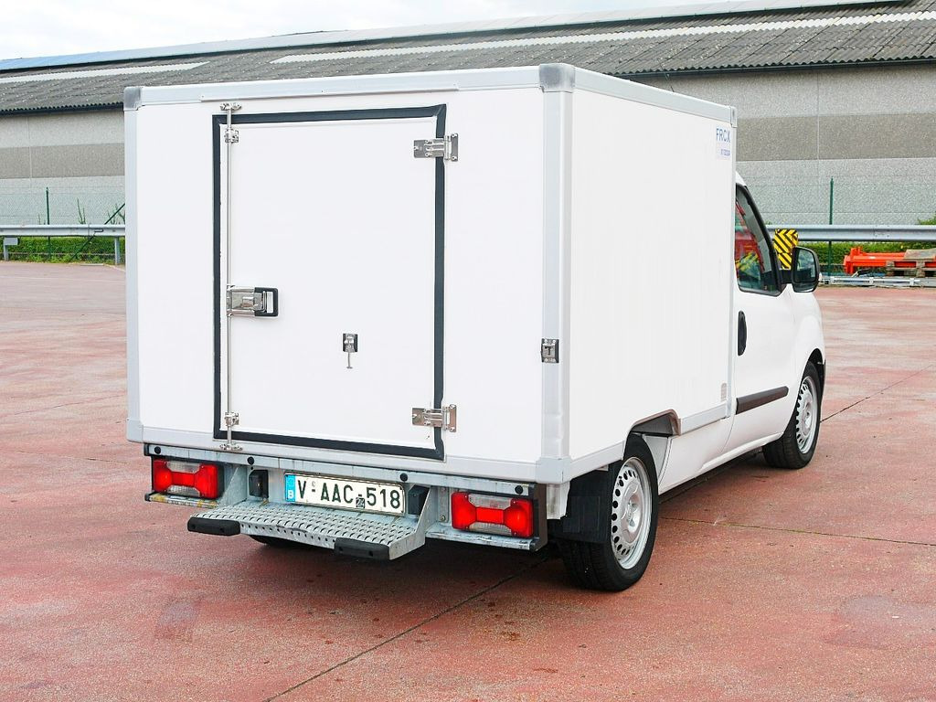 Fiat 1.3 DOBLO KUHLKOFFER RELEC FROD TR15 -20C Fiat 1.3 DOBLO KUHLKOFFER RELEC FROD TR15 -20C - Refrigerated delivery van: picture 5 Fiat 1.3 DOBLO KUHLKOFFER RELEC FROD TR15 -20C Fiat 1.3 DOBLO KUHLKOFFER RELEC FROD TR15 -20C - Refrigerated delivery van: picture 5