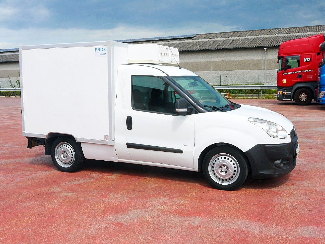 Fiat DOBLO 1.3 KUHLKOFFER RELEC FROID TR 22 -20C - Refrigerated delivery van: picture 2 Fiat DOBLO 1.3 KUHLKOFFER RELEC FROID TR 22 -20C - Refrigerated delivery van: picture 2
