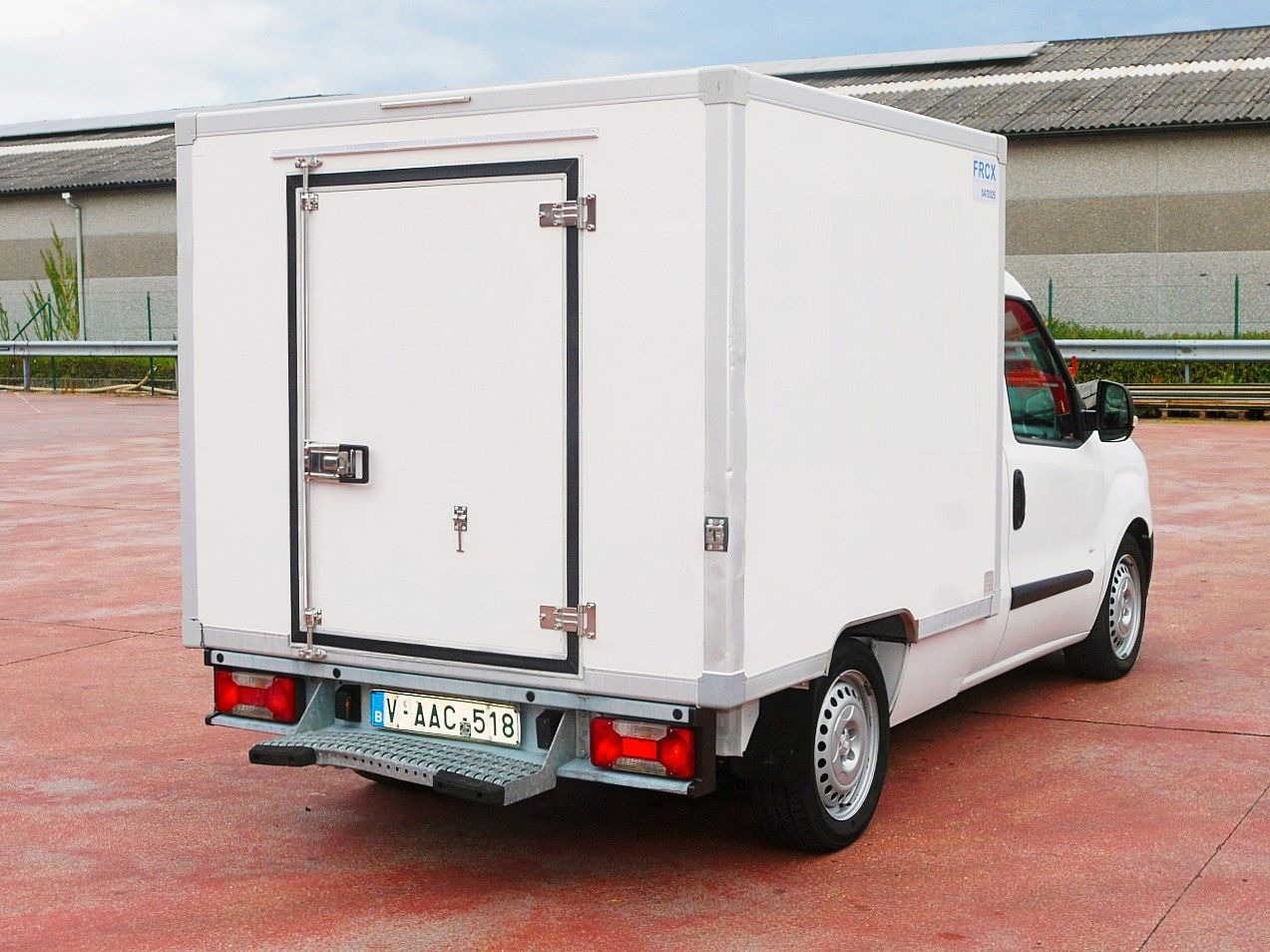 Fiat DOBLO 1.3 KUHLKOFFER RELEC FROID TR 22 -20C - Refrigerated delivery van: picture 5 Fiat DOBLO 1.3 KUHLKOFFER RELEC FROID TR 22 -20C - Refrigerated delivery van: picture 5