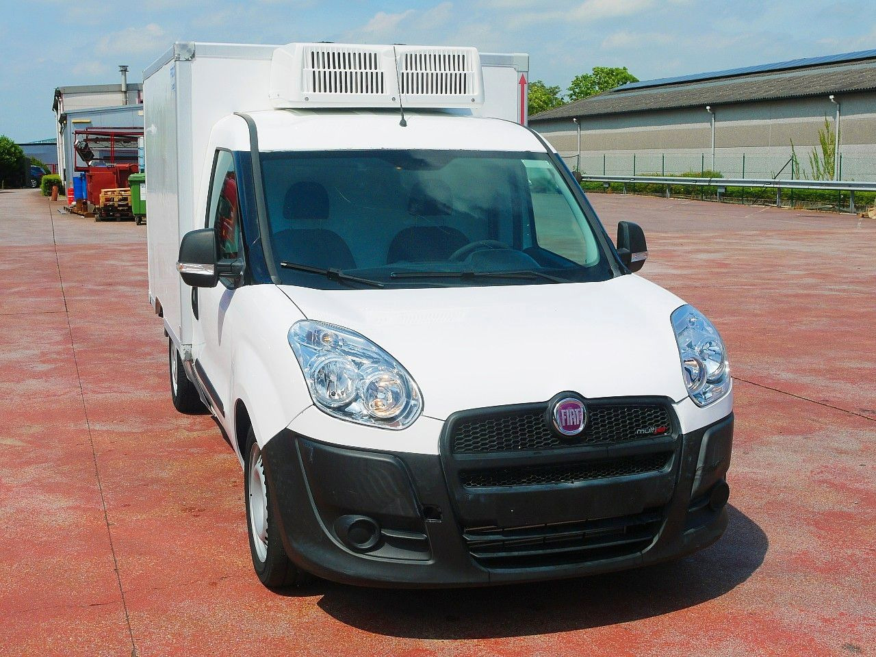Fiat DOBLO 1.6 KUHKOFFER RELEC FROID TR22 -20C - Refrigerated delivery van: picture 1 Fiat DOBLO 1.6 KUHKOFFER RELEC FROID TR22 -20C - Refrigerated delivery van: picture 1
