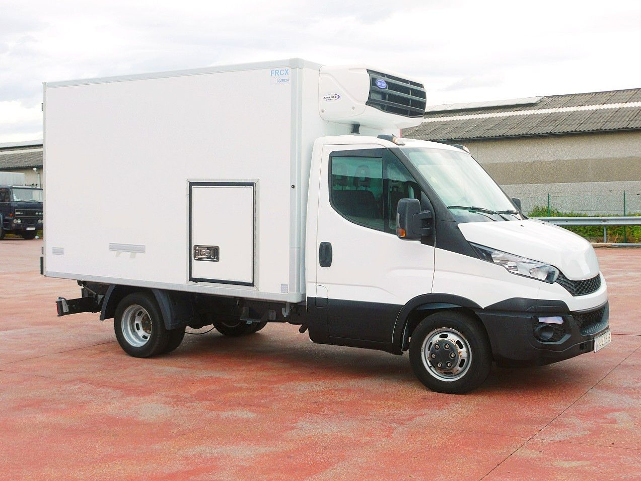 Iveco 35C13 DAILY KUHLKOFFER CARRIER XARIOS 600 - Refrigerated delivery van: picture 2 Iveco 35C13 DAILY KUHLKOFFER CARRIER XARIOS 600 - Refrigerated delivery van: picture 2