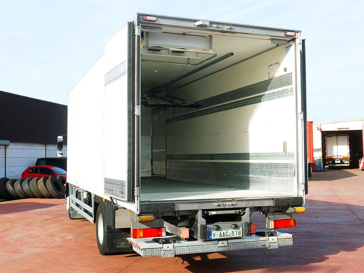 Refrigerator truck Mercedes-Benz 1829 AXOR KUHOKOFFER CARRIER SUPRA 1150MT A/C: picture 8