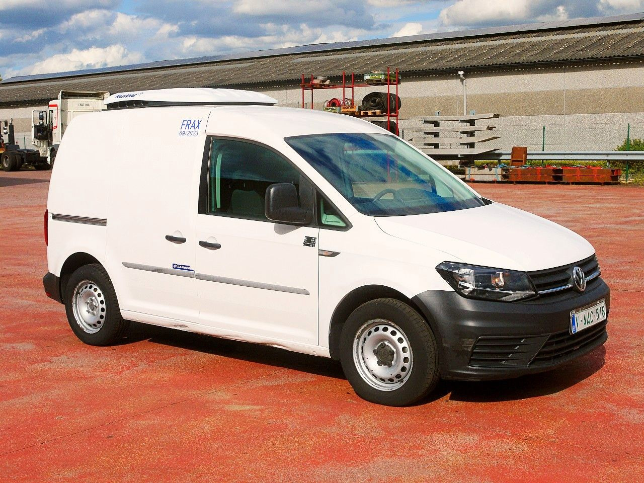 Volkswagen CADDY 2.0 KONVEKTA -2c A/C €6 - Refrigerated delivery van: picture 2 Volkswagen CADDY 2.0 KONVEKTA -2c A/C €6 - Refrigerated delivery van: picture 2