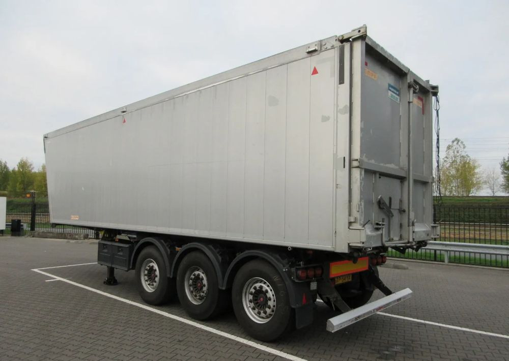 Kempf Wywrotka - Tipper semi-trailer: picture 2 Kempf Wywrotka - Tipper semi-trailer: picture 2