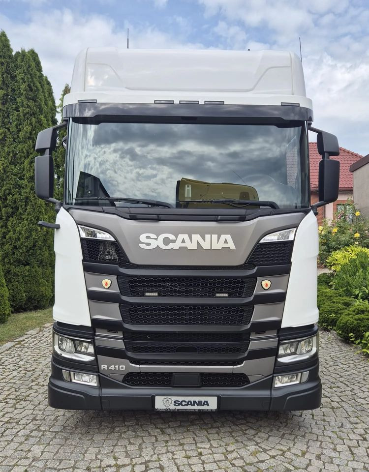 Scania R410 - Tractor truck: picture 2 Scania R410 - Tractor truck: picture 2