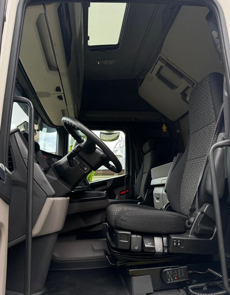 Scania R450 - Tractor truck: picture 3 Scania R450 - Tractor truck: picture 3