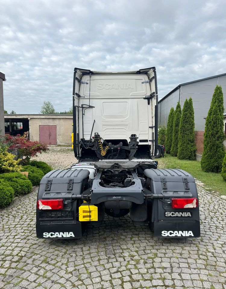 Scania R450 - Tractor truck: picture 5 Scania R450 - Tractor truck: picture 5