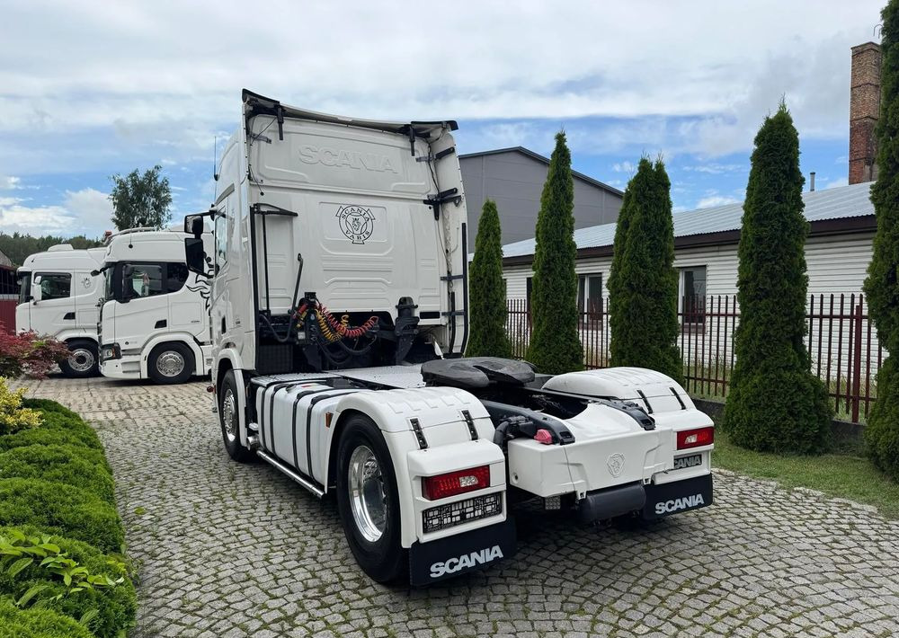 Scania R450 - Tractor truck: picture 4 Scania R450 - Tractor truck: picture 4