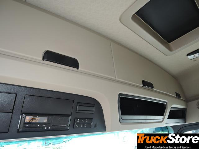 Tractor truck Mercedes-Benz Actros 1845 LS: picture 10 Tractor truck Mercedes-Benz Actros 1845 LS: picture 10