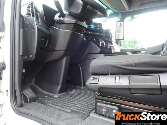 Tractor truck Mercedes-Benz Actros 1845 LS: picture 6 Tractor truck Mercedes-Benz Actros 1845 LS: picture 6