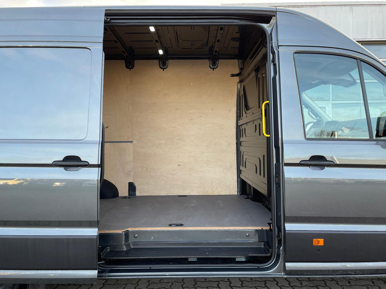 Panel van MAN TGE 3.180 L3H3 Kasten 4x4 DIFF AHK ACC STANDHZ: picture 9