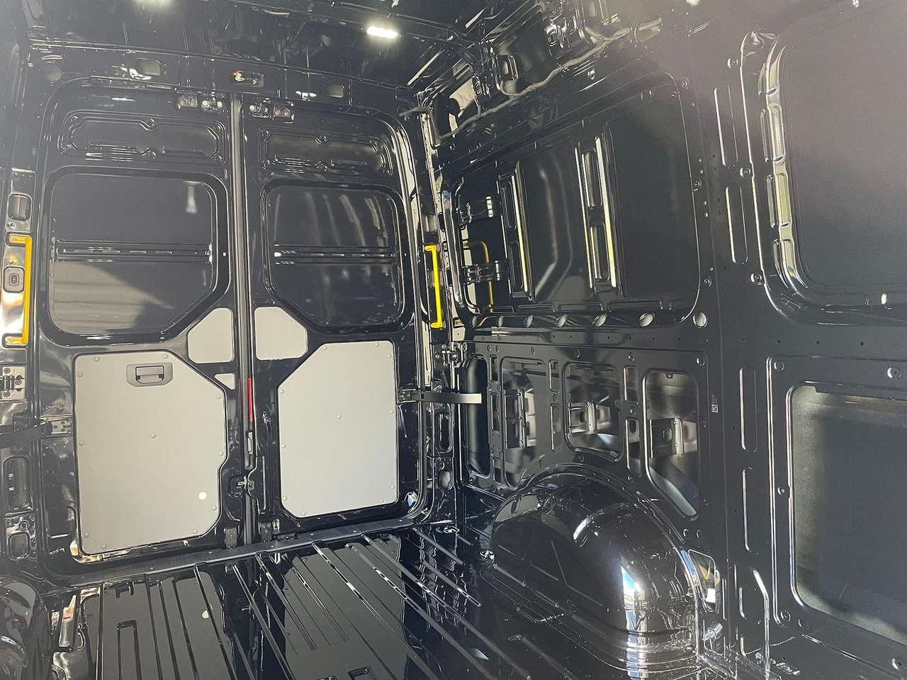 Panel van MAN TGE 3.180 L3H3 Kasten STANDHZ ACC NAVI KAMERA: picture 10