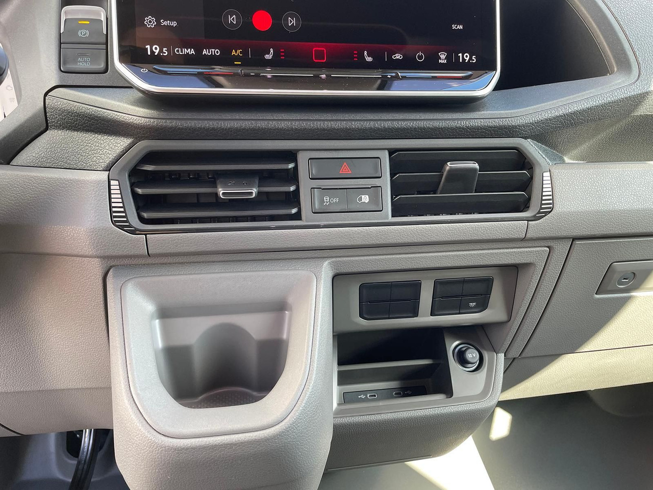 Panel van MAN TGE 3.180 L3H3 Kasten STANDHZ ACC NAVI KAMERA: picture 33