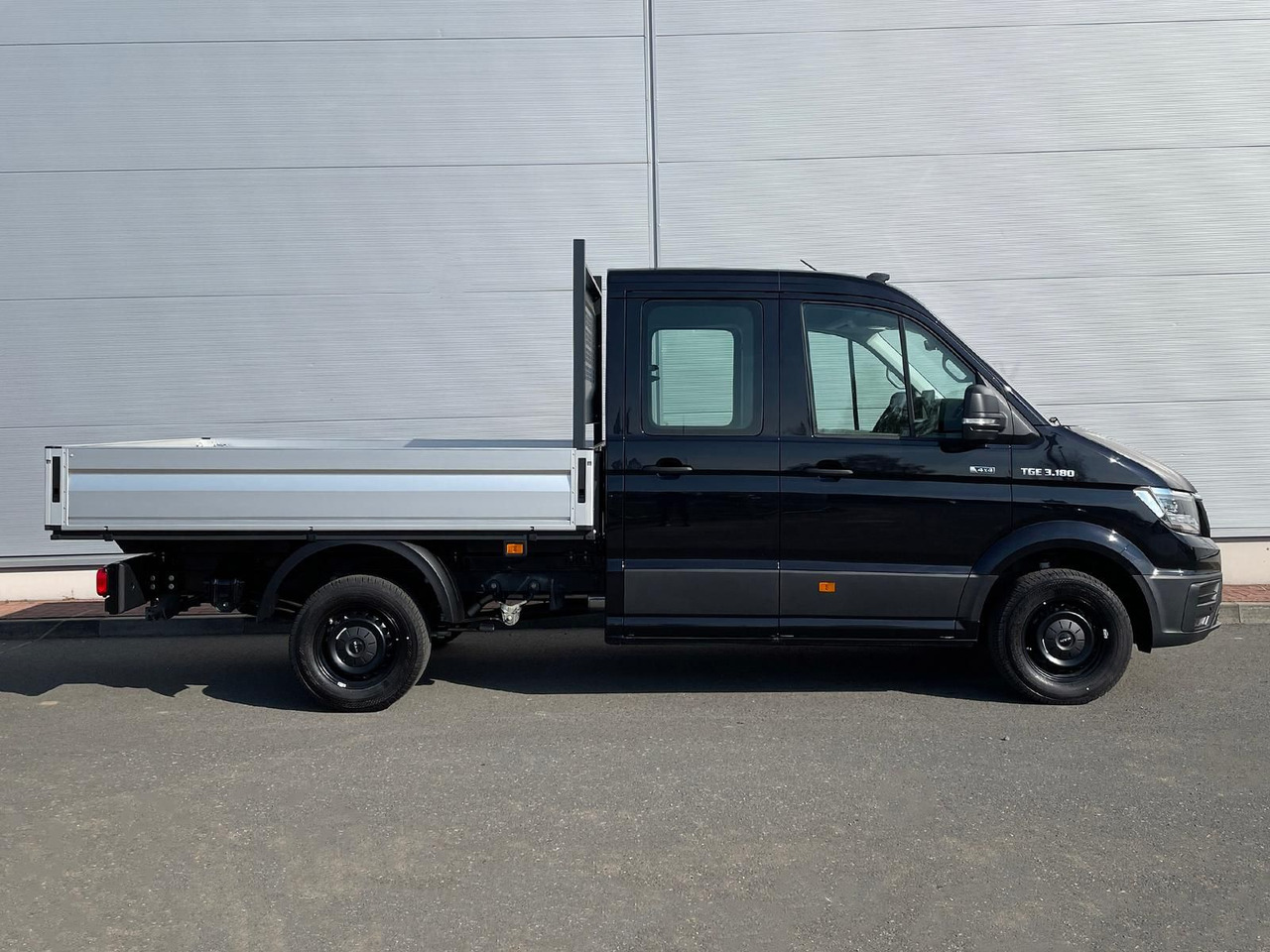 MAN TGE 3.180 Pritsche DOKA MR 4x4 ACC LED DIFF-SPER - Open body delivery van, Combi van: picture 5 MAN TGE 3.180 Pritsche DOKA MR 4x4 ACC LED DIFF-SPER - Open body delivery van, Combi van: picture 5