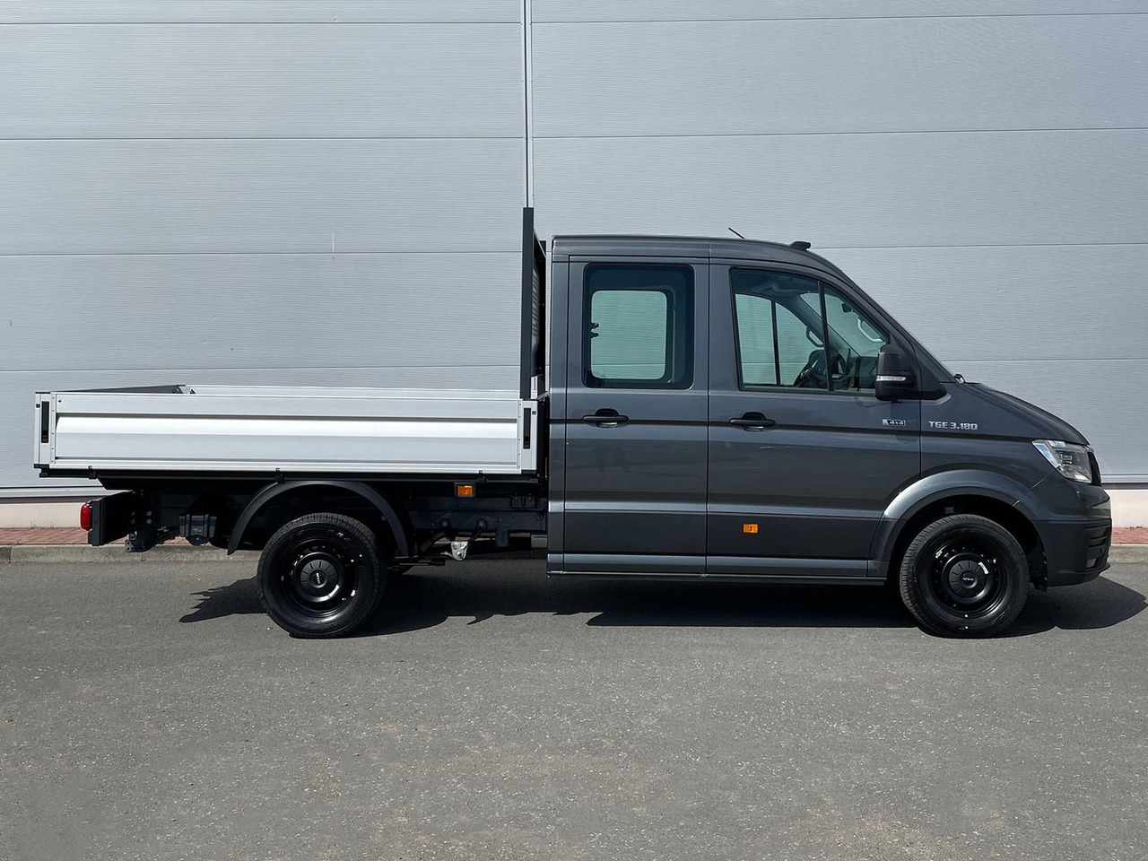 MAN TGE 3.180 Pritsche DOKA MR 4x4 LED TEMP DIFFSPER - Open body delivery van, Combi van: picture 5 MAN TGE 3.180 Pritsche DOKA MR 4x4 LED TEMP DIFFSPER - Open body delivery van, Combi van: picture 5