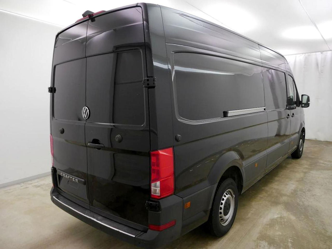 Volkswagen Crafter Kasten 35 L4H3 NAVI DAB KAMERA PDC - Passenger van: picture 2 Volkswagen Crafter Kasten 35 L4H3 NAVI DAB KAMERA PDC - Passenger van: picture 2