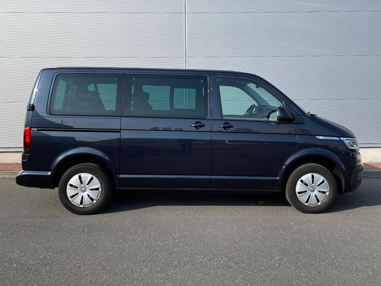 Volkswagen T6.1 Caravelle Comfortline NAV LED TEMP DAB PDC - Passenger van: picture 5 Volkswagen T6.1 Caravelle Comfortline NAV LED TEMP DAB PDC - Passenger van: picture 5