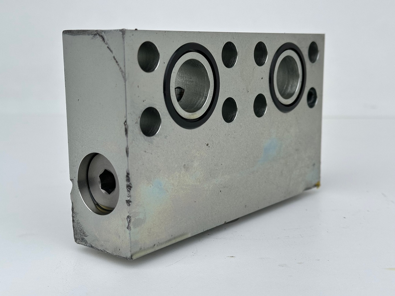Liebherr Dämpfungsventil ID-Nr.10121777. P924 COMP, P926, R926, R916, R922, R924 COMP, R924, R926 COMP, R926, R930, R936, R946, R950 T, R960 T. #10121777.30.12## - Swing motor for Excavator: picture 5 Liebherr Dämpfungsventil ID-Nr.10121777. P924 COMP, P926, R926, R916, R922, R924 COMP, R924, R926 COMP, R926, R930, R936, R946, R950 T, R960 T. #10121777.30.12## - Swing motor for Excavator: picture 5