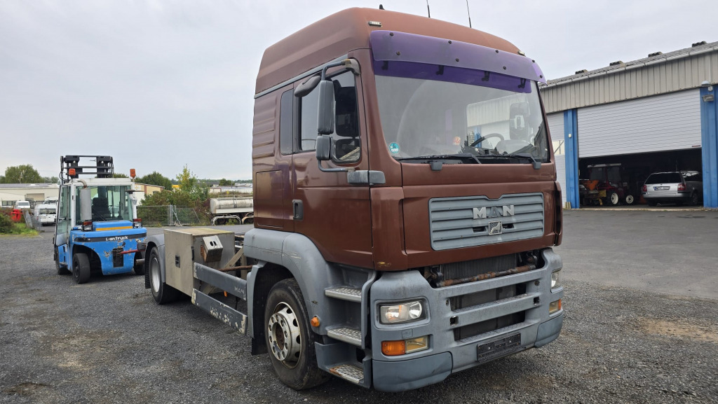 MAN TGA 18.430 4x2 (Nr. 6167) - Cab chassis truck: picture 1 MAN TGA 18.430 4x2 (Nr. 6167) - Cab chassis truck: picture 1