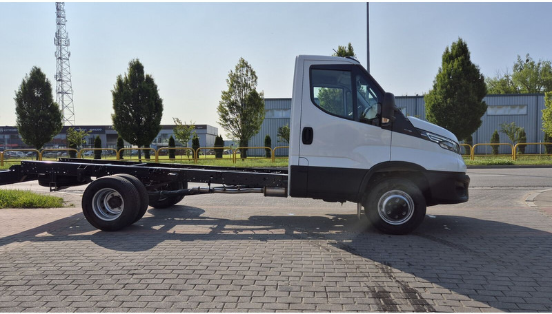 Iveco Daily 70C18 - nowe! - Cab chassis truck: picture 5 Iveco Daily 70C18 - nowe! - Cab chassis truck: picture 5