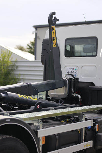 Renault D 18 HIGH P - Hook lift truck: picture 5 Renault D 18 HIGH P - Hook lift truck: picture 5