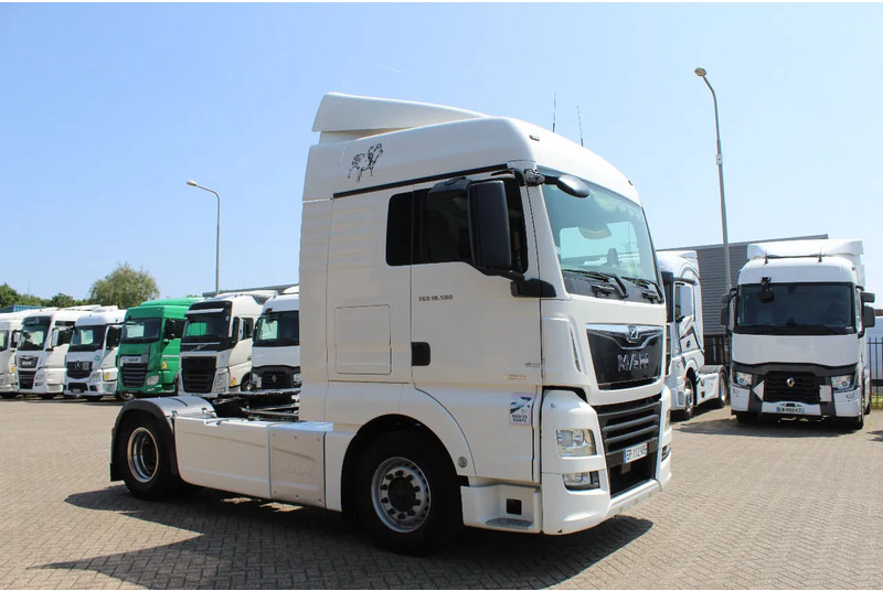 MAN TGX 18.500 * RETARDER * 4X2 * FULL SPOILER * - Tractor truck: picture 5 MAN TGX 18.500 * RETARDER * 4X2 * FULL SPOILER * - Tractor truck: picture 5