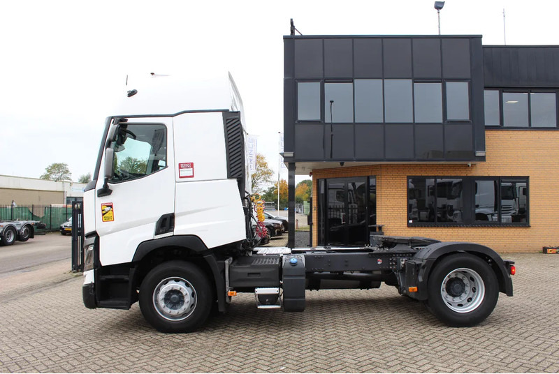 Renault T430 * EURO6 * 4X2 * - Tractor truck: picture 2 Renault T430 * EURO6 * 4X2 * - Tractor truck: picture 2