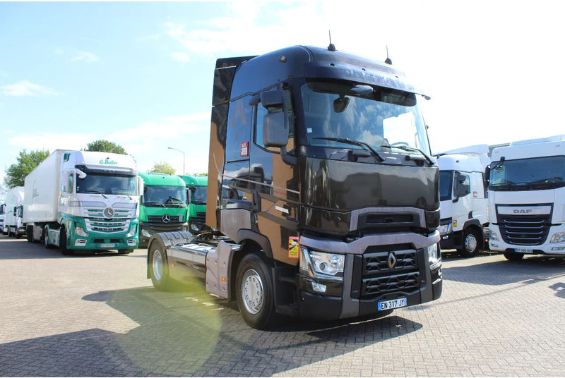 Renault T520 * RETARDER * 2 TANK * 2 BED * - Tractor truck: picture 5 Renault T520 * RETARDER * 2 TANK * 2 BED * - Tractor truck: picture 5