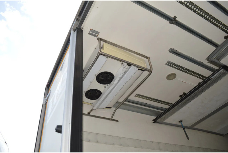 Refrigerator truck Volvo FE 260 * EURO5 * 4X2 * CARRIER SUPRA 950 MT * 4X2 * MANUAL *: picture 20