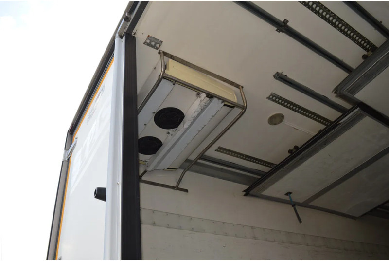 Refrigerator truck Volvo FE 260 * EURO5 * 4X2 * CARRIER SUPRA 950 MT * 4X2 * MANUAL *: picture 14